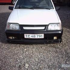 Opel ascona cc 1,6s (solgt).