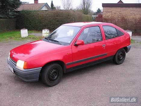 Opel Kadett E billede 2