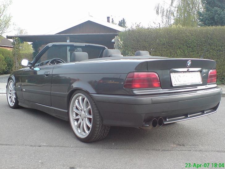 BMW 325i Cabriolet *SOLGT*  billede 6