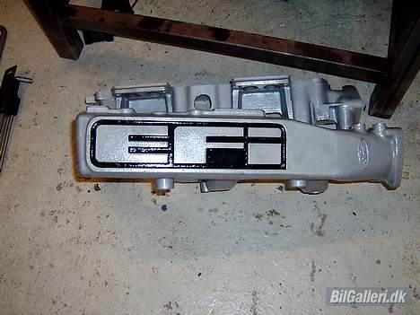 Ford Sierra 2,0 i GT - Indsugning, bundkar og div. dele glasblæst og en gang klarlak.  billede 18