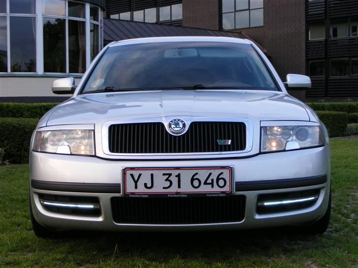 Skoda Superb (KongeSkoda) [SOLGT] billede 11