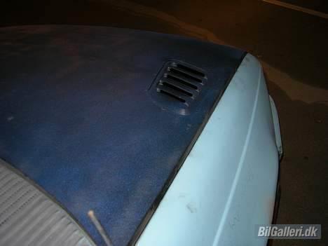 Opel kadett sedan  - Special lakkeret motor hjelm billede 7