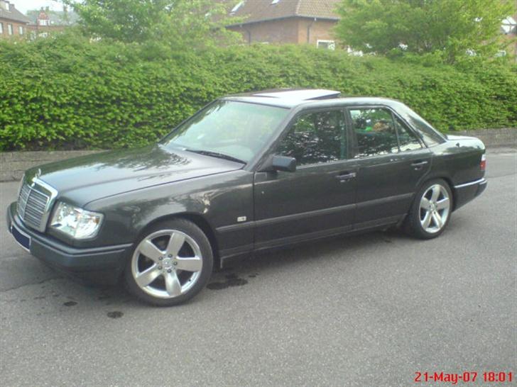 Mercedes Benz 250 D (W124) *TIL SALG!* billede 5