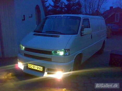 VW Transporter t4 solgt - ser ond ud med den nye front billede 16