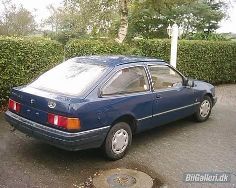Ford sierra projekt - da jeg fik bilen billede 3