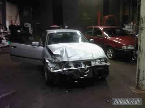 BMW 328i Coupé **Solgt** billede 11