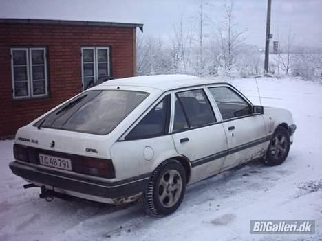 Opel ascona cc 1,6s (solgt). billede 2