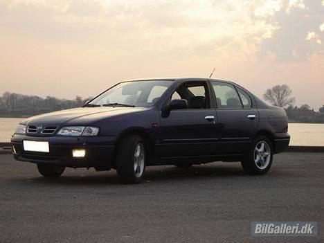 Nissan Primera 2,0i SE *SOLGT* - Nykøbing F havn. billede 1