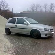 Opel corsa b  *SOLGT*