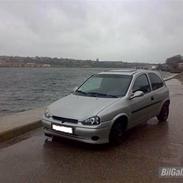 Opel corsa b  *SOLGT*