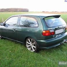 Nissan Almera 1,6 sr