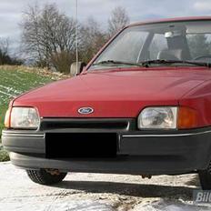 Ford Escort 1.3 CL*Vild dyret*