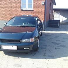 Toyota carina e  (SOLGT)