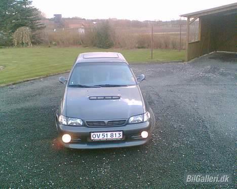 Toyota Carina  E SOLGT billede 3