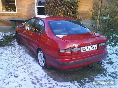 Toyota Carina E billede 2