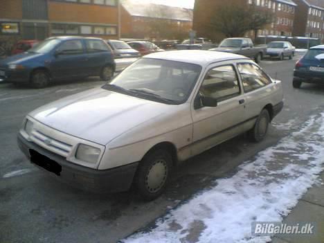 Ford Sierra *SOLGT* billede 1