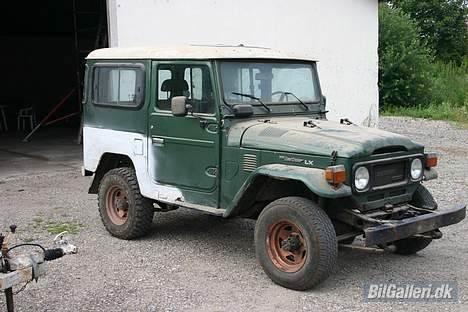 Toyota Landcruiser Bj42 (Solgt) - Sådan så den ud da jeg lige havde købt den.  billede 15