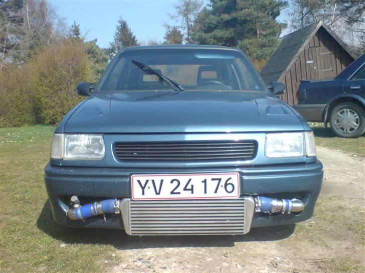 Opel corsa a 2.0 16 v turbo billede 1