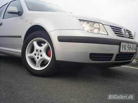 VW Bora 2.0 *** SOLGT *** billede 3