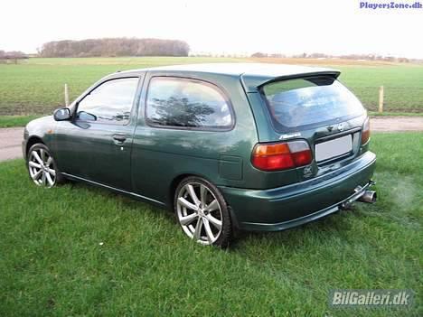 Nissan Almera 1,6 sr billede 2