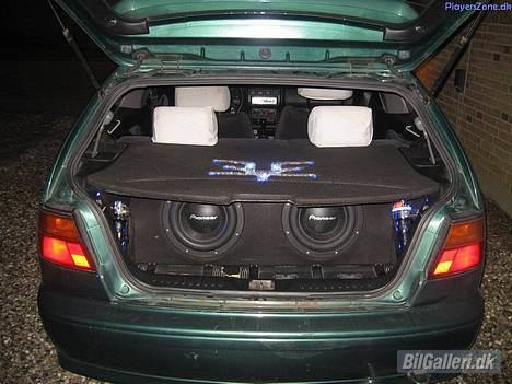 Nissan Almera 1,6 sr - (Færdige) resultat i bagagerummet (.; billede 8