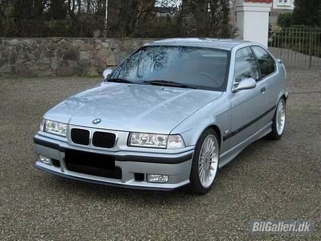 BMW 323ti *solgt* billede 12