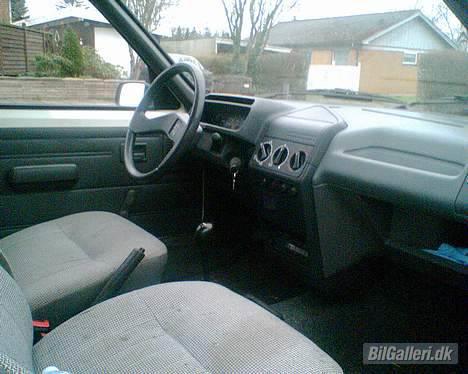 Peugeot 205 XL [Solgt] billede 9