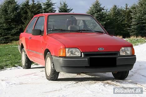 Ford Escort 1.3 CL*Vild dyret* billede 1