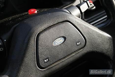 Ford Escort 1.3 CL*Vild dyret* billede 12