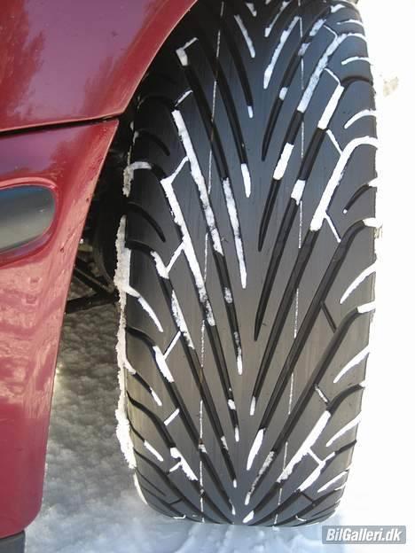 Honda Accord 2,2 EXRi- Solgt! - LING LONG - de hedder de sgu... fint mønster, bare ikke til sne.... hmmm.... Nogen som har vinterhjul til salg? billede 14