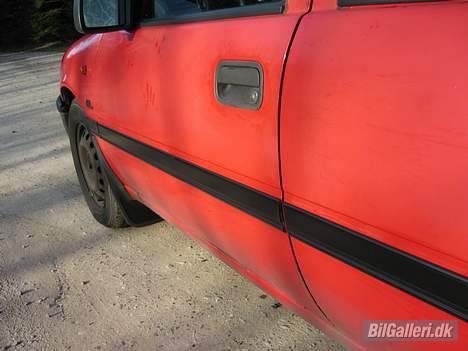 Opel Vectra * SOLGT* - Efter. Det er utrolig hvad lidt madoile kan gøre:) billede 6