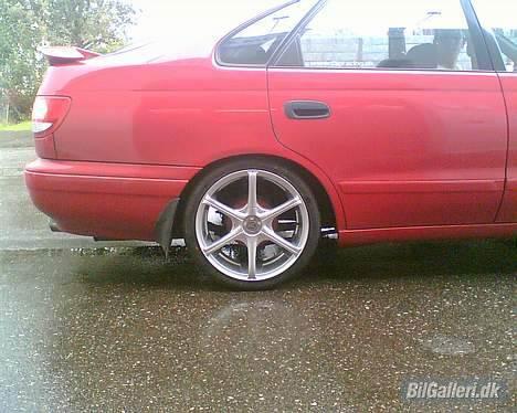 Toyota carina e solgt billede 13