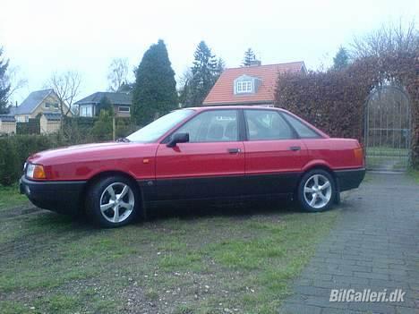 Audi 80 SOLGT billede 2