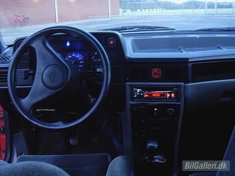 Opel Kadett E *Solgt* billede 6