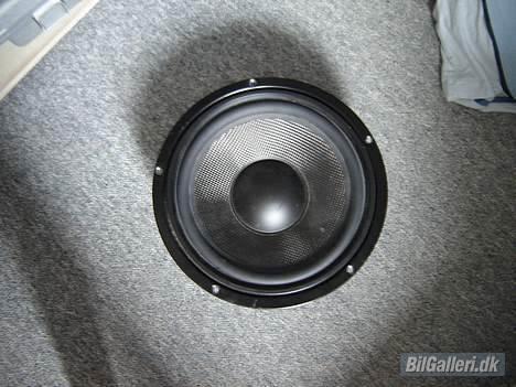 Toyota celica (solgt)  - min 11" carbon bas.. som jeg har ingen info om..  billede 6