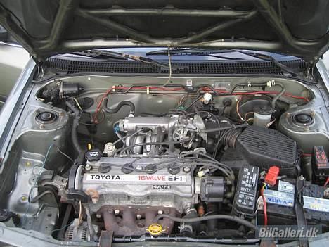 Toyota Carina 1.6 Xli 16V  SOLGT billede 8