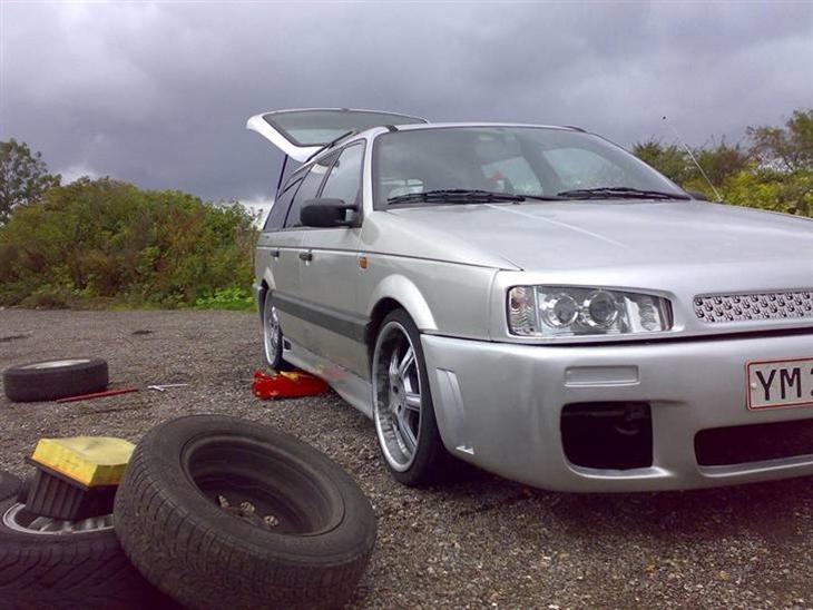 {{currentPhoto.altText}} billede {{currentPhoto.number}}