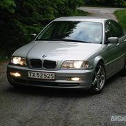 BMW 318i E46