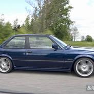 BMW 320i (SOLGT)