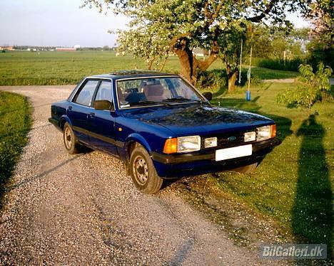 Ford Taunus V6 *SOLGT* billede 2