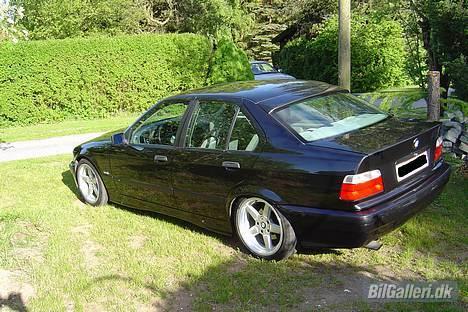 BMW 320i SOLGT billede 5