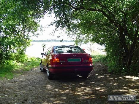 Toyota Carina E XLi billede 7