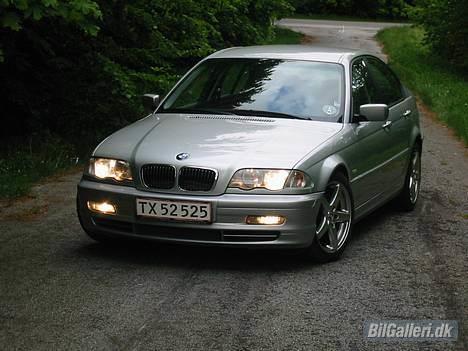 BMW 318i E46 billede 1