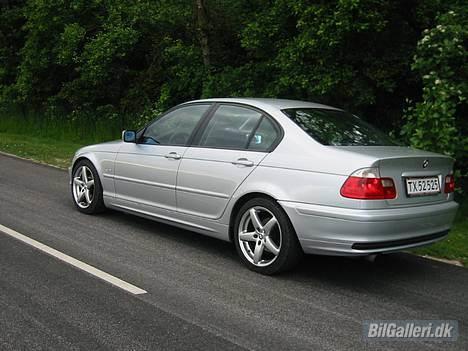 BMW 318i E46 billede 2