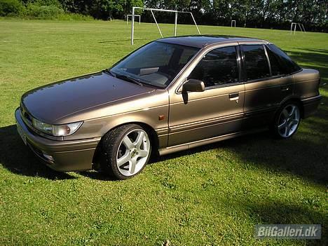 Mitsubishi Lancer GLXI  (Sælges) billede 3