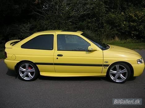 Ford Escort Gule Lyn "SOLGT" billede 1