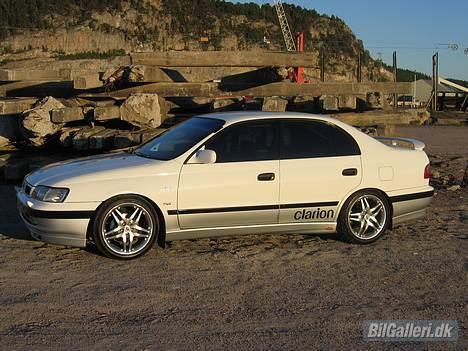 Toyota Carina E billede 9