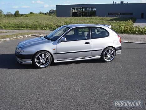 Toyota Corolla AE111 billede 4