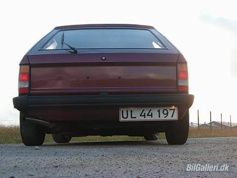 Opel Kadett D    DØD billede 3