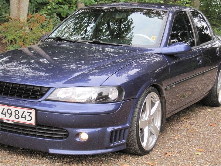 Opel vectra b Hvil i fred.RIP - Her er verdens dejligste vogn (Så skal du se pigerne kom vadene) billede 1